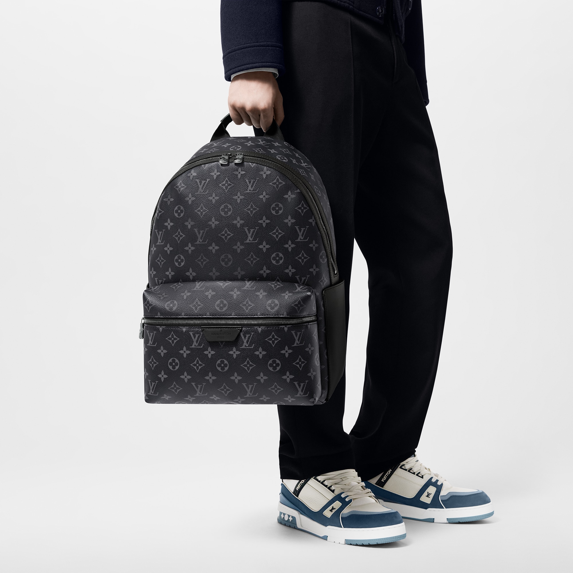 Discovery backpack 2024 pm louis vuitton